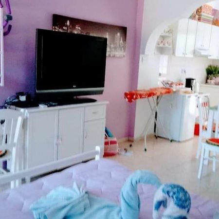 Yiota'S Cute Studio Paphos Exteriör bild